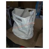Large storage tote