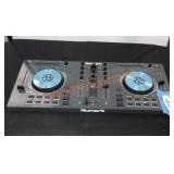 Numark DJ Mixer