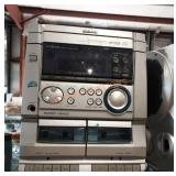 Aiwa stereo and speakers