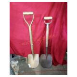 Lot of 2 Shovels