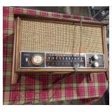 Zenith radio model k731 and weather device