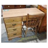 Kling Colonial Writing Desk with Chair