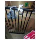 Regalo Safety Gate