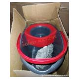 O-cedar mop bucket and mop attachment