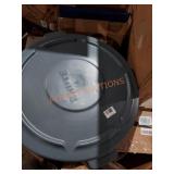 Rubbermaid Trash Can Lid