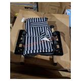 Portable storage tote