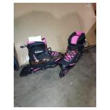 Blade Unisex Size 7 Rollerblades