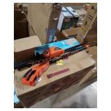 BLACK+DECKER hedge trimmer