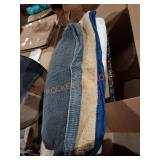 Large dog bed with 2 covers