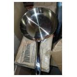 Dux top frying pan