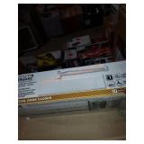 Universal Hardware Commercial Door Closer