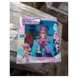 Rock n rollerskate doll