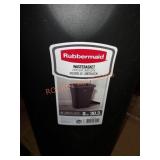 Rubbermaid trashcan no lid