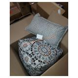 Hampton bay Pillow and ottoman combo