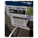 GE 6,000 BTU Air Conditioner