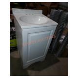 Glacier Bay 18in Vanity Combo