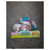 Little woodeez play set