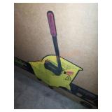 Rubbermaid tandem bucket with wringer