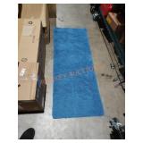 Aprox. 5ft bath runner