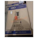 QO Indoor Load Center with cover 100 amps 24