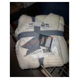 Better homes and gardens knit throw