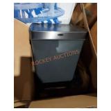 Rubbermaid  trash can