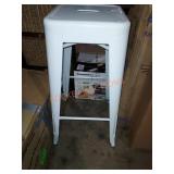 31" Metal Stool