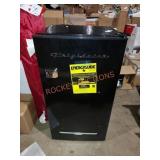 Frigidaire 3.2 Cu Ft Refrigerator