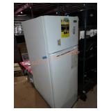 Magic Chef refrigerator