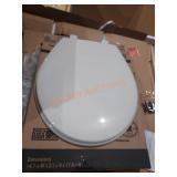 Round toilet seat 14.7"x2.1"x17.8"