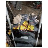 Firm Grip, honeycomb latex coated gloves. 4 pck