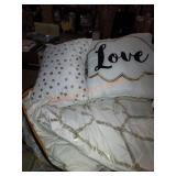 Intelligent Design Queen Bedding Set