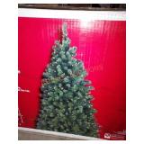 Home Accents Holiday 9ft pre-lit tree