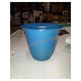 Lot of 12 small plastic planter pots