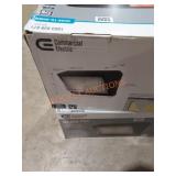 Commercial Electric LED wall light. 2xthebid