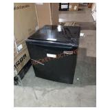 Magic chef 1.7 cu.ft mini refrigerator