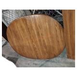 Pennsylvania house oval table top with leaf