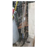 5 piece Shovel/rake lot
