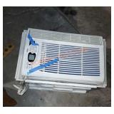 Westinghouse 8,000btu air conditioner