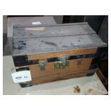 Vintage chest with dolls