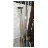 6 piece hoe/shovel/ rake lot