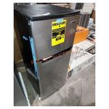 Magic chef mini fridge/freezer combo