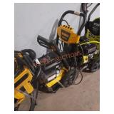 Dewalt 3300PSI honda motor pressure washer