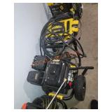 Dewalt 4400PSI. Gas powered pressure washer