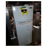 Magic Chef 7.3 cf refrigerator
