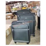 Amazon Basics 3 Piece Luggage Set