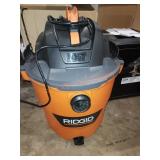 Rigid 12 gallon wet/dry vacuum