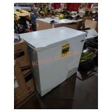 Magic chef 35.5"x20.5"x33" chest frezzer