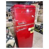 Galanz 7.6 cf refrigerator