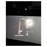 Glacier Bay pull down Faucet